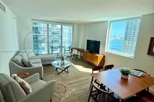 55 SE 6th St, Miami, FL 33131 - Photo 2