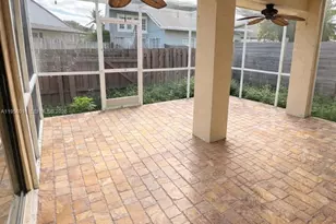 10034 SW 221st St, Cutler Bay, FL 33190 - Photo 8