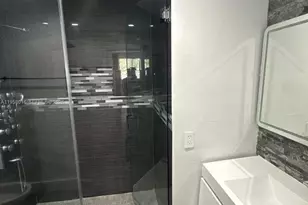 10034 SW 221st St, Cutler Bay, FL 33190 - Photo 16