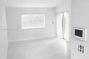 10034 SW 221st St, Cutler Bay, FL 33190 - Photo 2