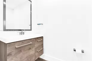92 SW 3rd St, Miami, FL 33130 - Photo 18