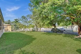 10430 NW 5th Ave, Miami, FL 33150 - Photo 34