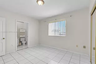 10285 NW 80th Ct, Hialeah Gardens, FL 33016 - Photo 16