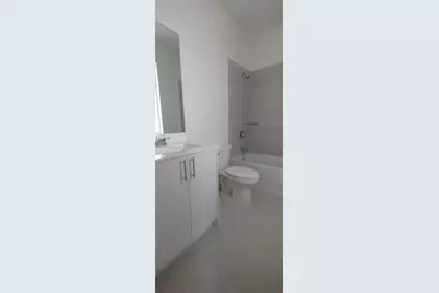 689 SE 13th St Cir, Homestead, FL 33034 - Photo 34