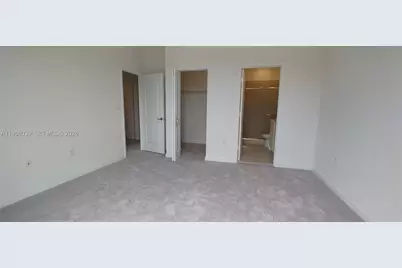 689 SE 13th St Cir, Homestead, FL 33034 - Photo 14