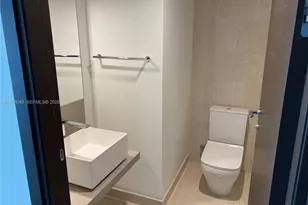 1000 Brickell Plaza, Miami, FL 33131 - Photo 10