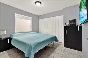 7462 W 29th Way, Hialeah, FL 33018 - Photo 20