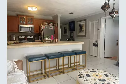 8851 NW 119th St #6102, Hialeah Gardens, FL 33018 - Photo 4