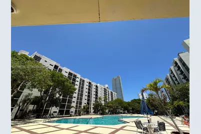 16919 N Bay Rd #617, Sunny Isles Beach, FL 33160 - Photo 24