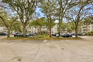 6600 Cypress Rd, Plantation, FL 33317 - Photo 6