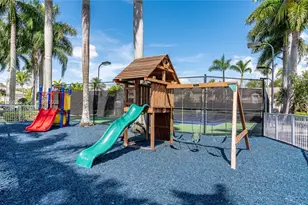 5610 NW 114th Pl, Doral, FL 33178 - Photo 26