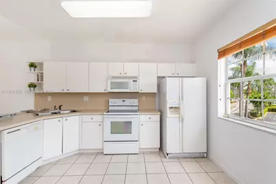 5610 NW 114th Pl #218, Doral, FL 33178 - Photo 8
