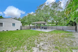 295 De Leon Dr, Miami Springs, FL 33166 - Photo 16