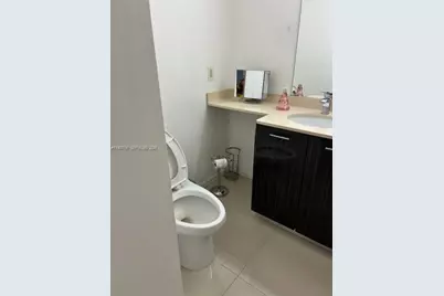 2750 NE 183rd St #1902, Aventura, FL 33160 - Photo 18