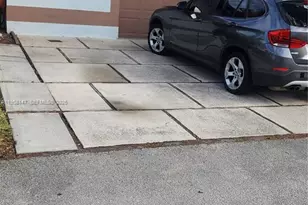 11021 SW 13th St, Pembroke Pines, FL 33025 - Photo 1