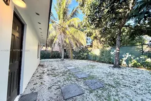 927 SW 12th Ave, Miami, FL 33130 - Photo 16