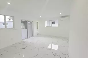 2530 NW 111th St, Miami, FL 33167 - Photo 16