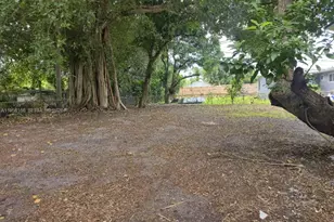 2530 NW 111th St, Miami, FL 33167 - Photo 46