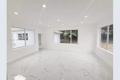 2530 NW 111th St, Miami, FL 33167 - Photo 26