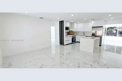 2530 NW 111th St, Miami, FL 33167 - Photo 6