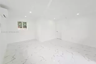 2530 NW 111th St, Miami, FL 33167 - Photo 18