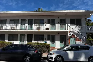 800 Pennsylvania Ave, Miami Beach, FL 33139 - Photo 2