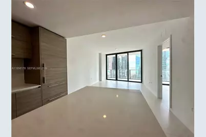 1300 S Miami Ave #1204, Miami, FL 33130 - Photo 6