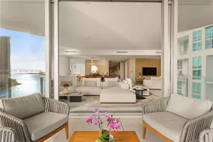 300 Biscayne Blvd Way, Miami, FL 33131 - Photo 2