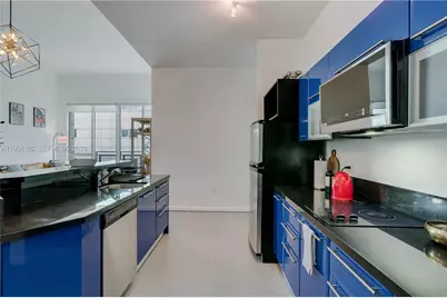 253 NE 2nd St #228, Miami, FL 33132 - Photo 10