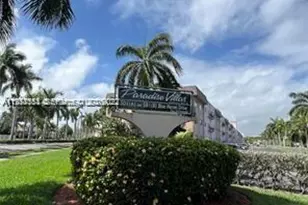 501 Blue Heron Dr, Hallandale Beach, FL 33009 - Photo 1
