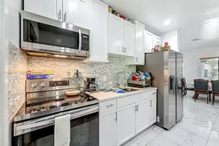 10045 SW 172nd St, Miami, FL 33157 - Photo 20