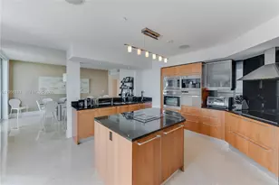 1331 Brickell Bay Dr, Miami, FL 33131 - Photo 22