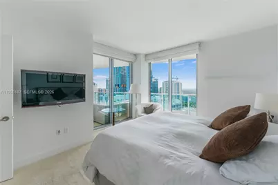 1331 Brickell Bay Dr #3311, Miami, FL 33131 - Photo 4