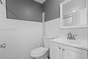 1780 NW 49th St, Miami, FL 33142 - Photo 34