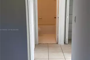 930 NE 34th Ave, Homestead, FL 33033 - Photo 18