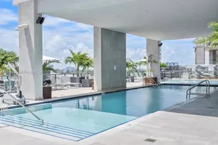 239 SW 9th St, Miami, FL 33130 - Photo 8