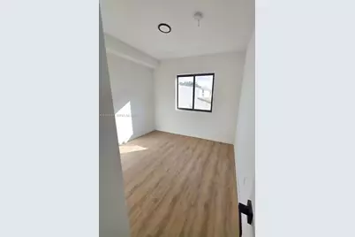 753 NW 30th St #1, Miami, FL 33127 - Photo 14