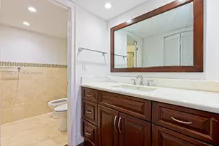 1925 Brickell Ave, Miami, FL 33129 - Photo 10