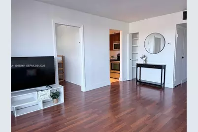 3675 N Country Club Dr #201, Aventura, FL 33180 - Photo 12