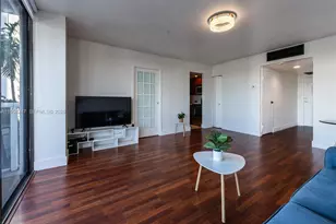 3675 N Country Club Dr, Aventura, FL 33180 - Photo 2