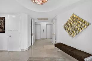 19333 Collins Ave, Sunny Isles Beach, FL 33160 - Photo 2