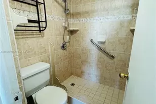 1101 SW 122nd Ave, Miami, FL 33184 - Photo 20