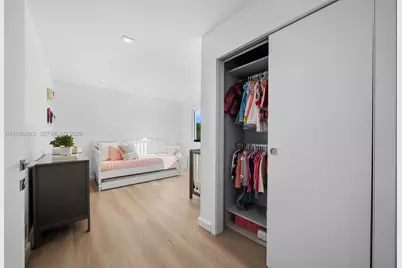 1077 Golden Cane Dr, Weston, FL 33327 - Photo 48