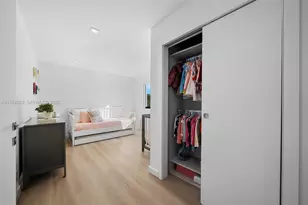 1077 Golden Cane Dr, Weston, FL 33327 - Photo 48