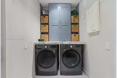 1077 Golden Cane Dr, Weston, FL 33327 - Photo 14