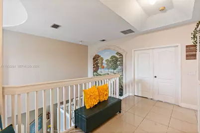 8968 NW 180th Ter, Hialeah, FL 33018 - Photo 40