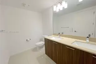 5252 NW 85th Ave, Doral, FL 33166 - Photo 12