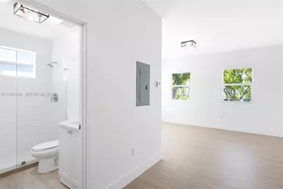 628 Santander Ave #8, Coral Gables, FL 33134 - Photo 10