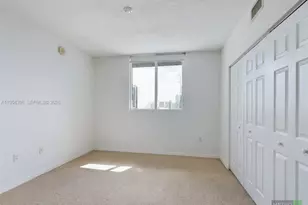 275 NE 18th St, Miami, FL 33132 - Photo 6