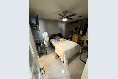 18237 NW 61st Pl, Hialeah, FL 33015 - Photo 14